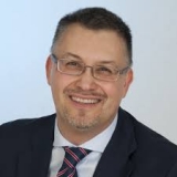 Daniel Di Noia von Oildinamic GMV Aufzugsantriebe GmbH